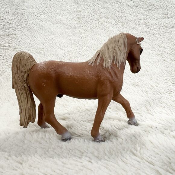 Schleich Tennessee Walker Palomino 5" Horse Figure Retired 2007 Stallion Brown - Picture 3 of 6